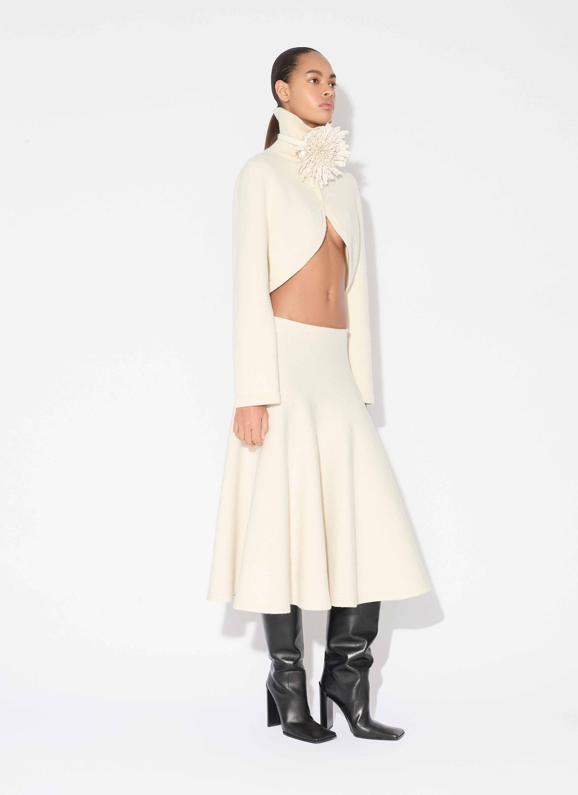 CASHMERE KNIT FLARE SKIRT ALAÏA WHITE CASHMERE KNIT FLARE SKIRT